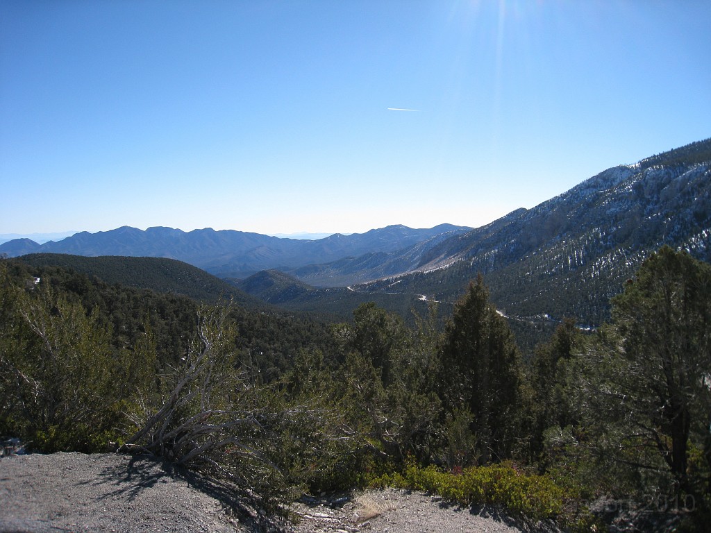 Las Vegas 2010 - Mt Charleston 0201.JPG - The 2010 Las Vegas Fire - Ice and Sweat Tour. Half Marathon, Red Rock Canyon, Casinos, Valley of Fire.... and buffets!